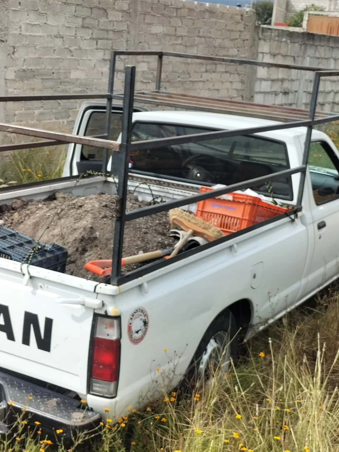 Carga en la caja de camioneta